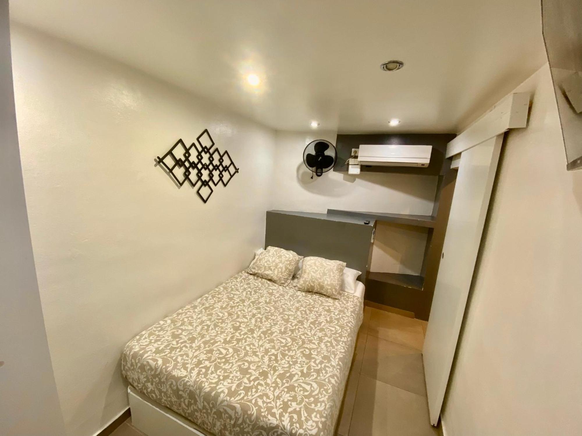 Suites Nuevas Con Bano Privado Frente Al Metro St Mwc Barcelona-Fira ロスピタレート・デ・リョブレガート エクステリア 写真