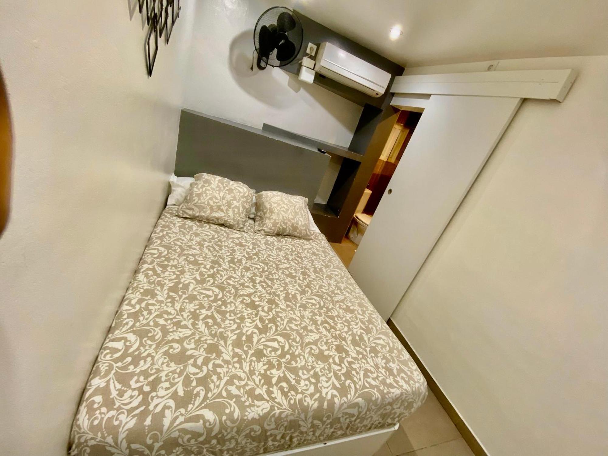 Suites Nuevas Con Bano Privado Frente Al Metro St Mwc Barcelona-Fira ロスピタレート・デ・リョブレガート エクステリア 写真